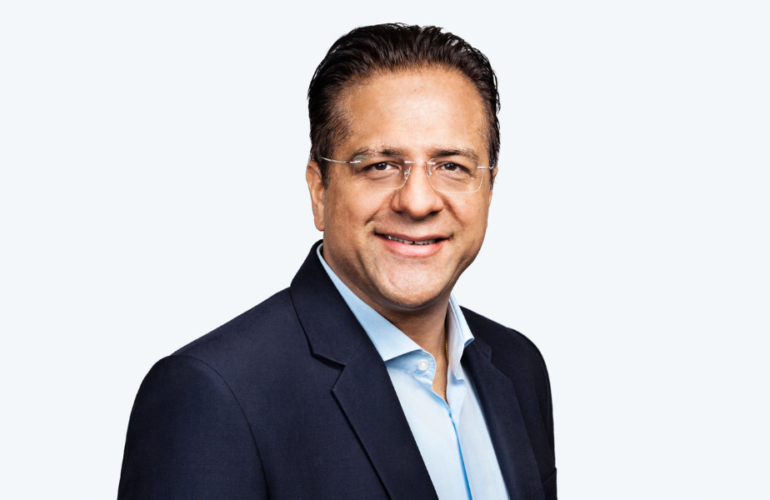 Navin arora website